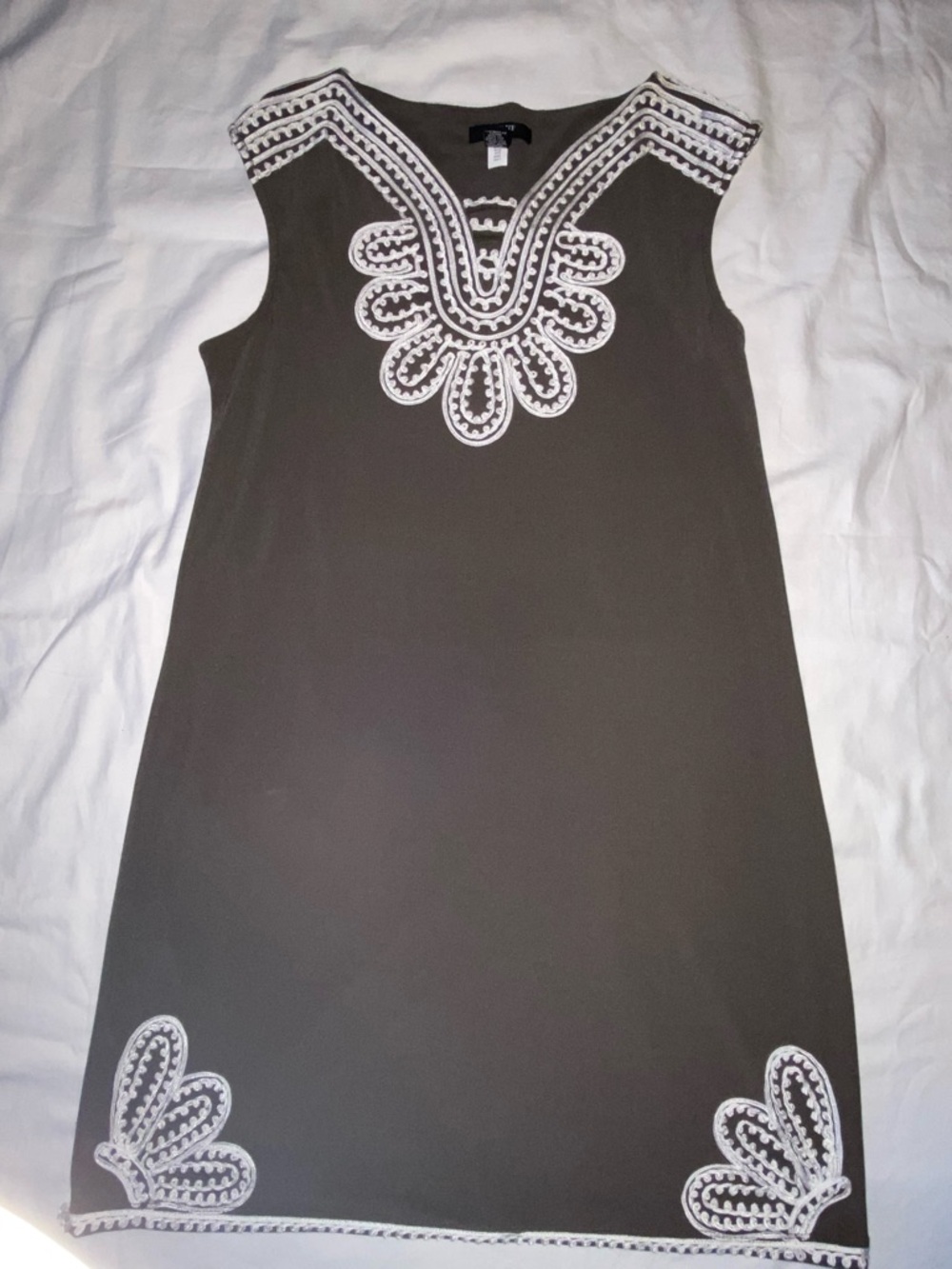 Alfani Olive Green Sleeveless Midi Dress with White Embroidered Trim